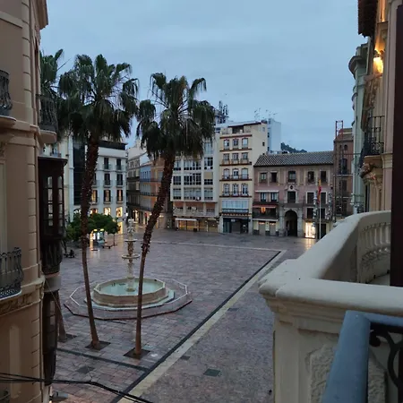 Apartment Historic 19th-century With Balcony Overlooking Plaza *