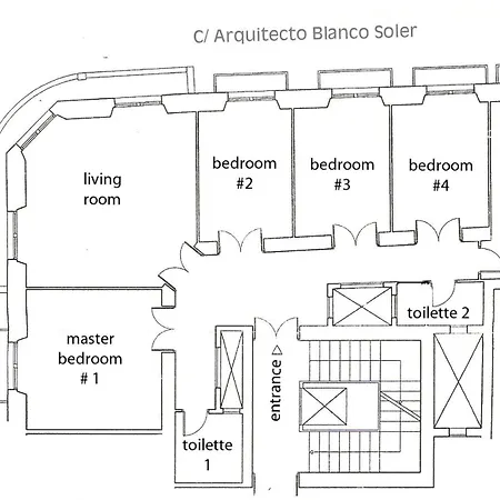 Historic 19th-century With Balcony Overlooking Plaza Apartment