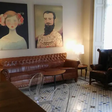 Apartment Historic 19th-century With Balcony Overlooking Plaza Malaga
